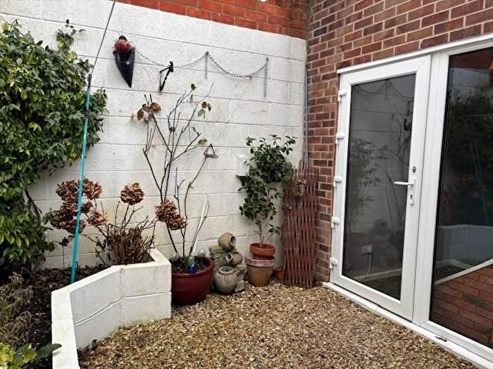 2 Bedroom Flat To Rent In Union Street, Bingham, Nottingham, NG13