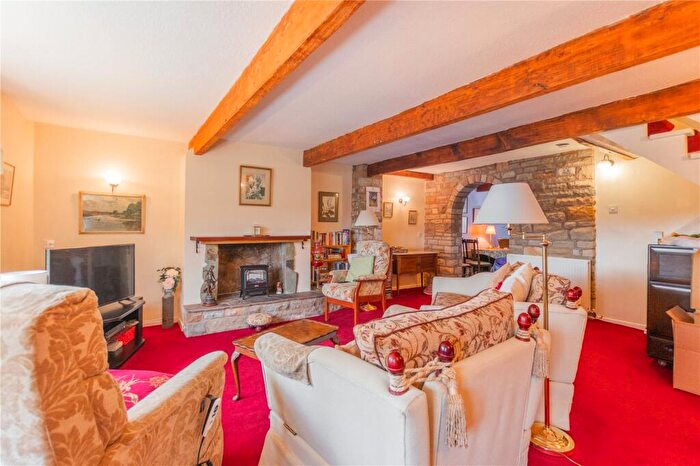 3 Bedroom Terraced House For Sale In Syke Road, Rochdale, Greater Manchester, OL12