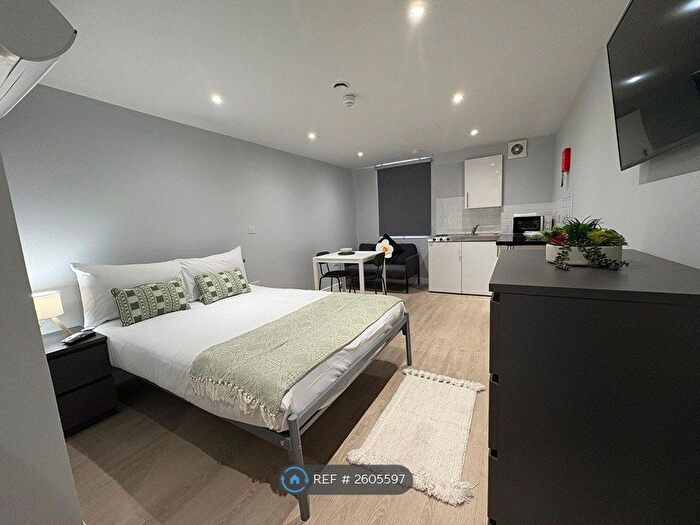 Studio To Rent In London Road, Thornton Heath, CR7