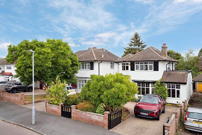 4 Bedroom Detached House For Sale In Raglan Gardens, Oxhey Hall, WD19