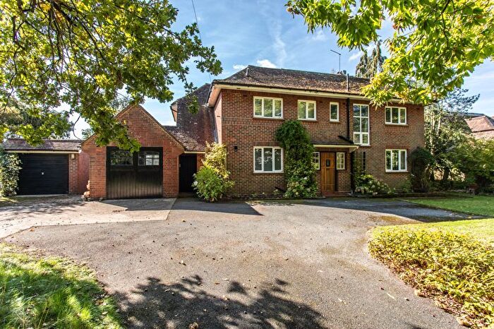4 Bedroom Detached House For Sale In Wickham Hill, Hurstpierpoint, BN6