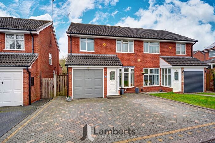 3 Bedroom Semi-Detached House For Sale In Maisemore Close, Churchill North, Redditch, B98