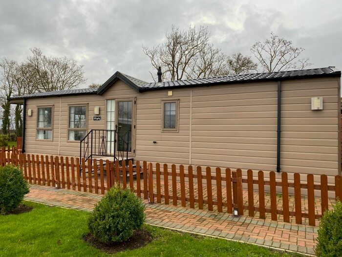 2 Bedroom Lodge For Sale In Laughton Road, Blyton, Gainsborough, DN21
