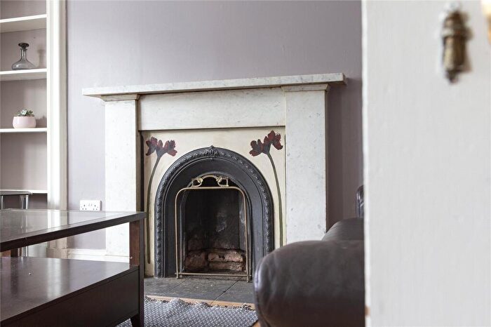 1 Bedroom Flat To Rent In Primrose Terrace, Edinburgh, EH11