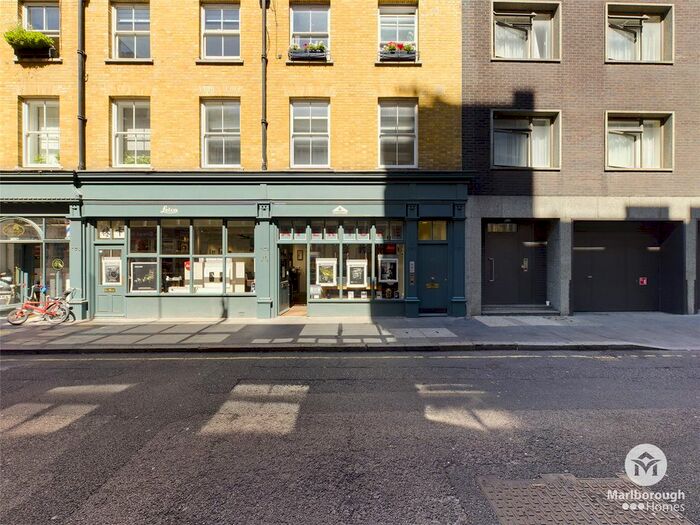 1 Bedroom Flat To Rent In Riding House Street, London, W1W