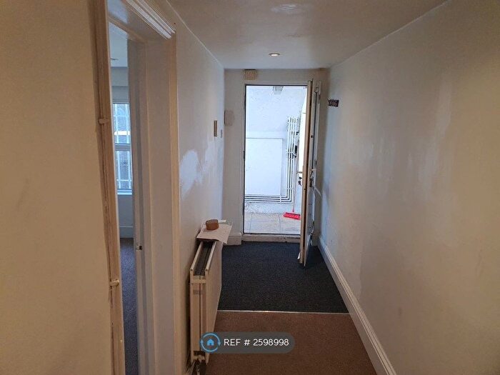 1 Bedroom Flat To Rent In Malden Road, London, NW5
