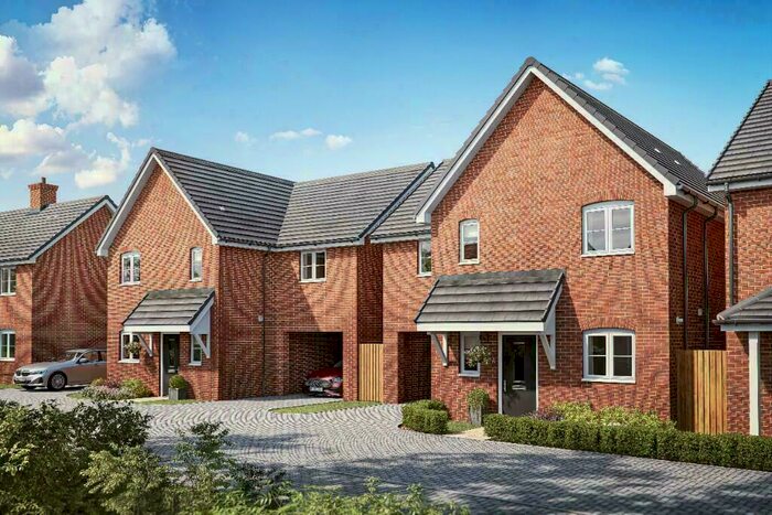 4 Bedroom Detached House To Rent In Chesterwell, Mile End, Colchester, Essex, CO4