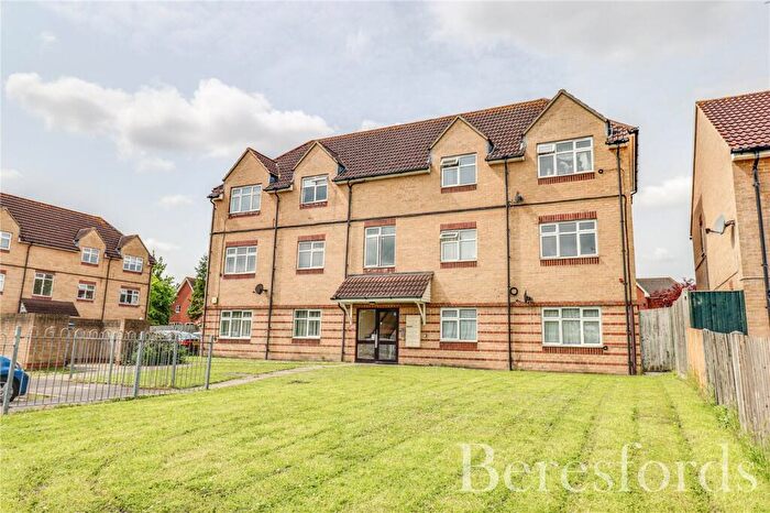 1 Bedroom Apartment For Sale In Alverstoke Road, Romford, RM3