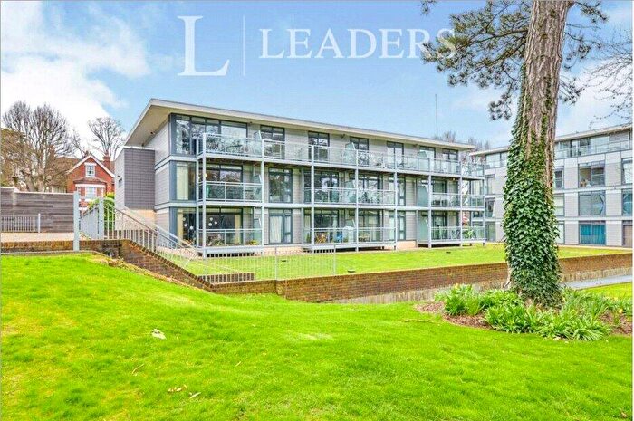 1 Bedroom Flat To Rent In Brunel Court, Newsom Place, St. Albans, AL1