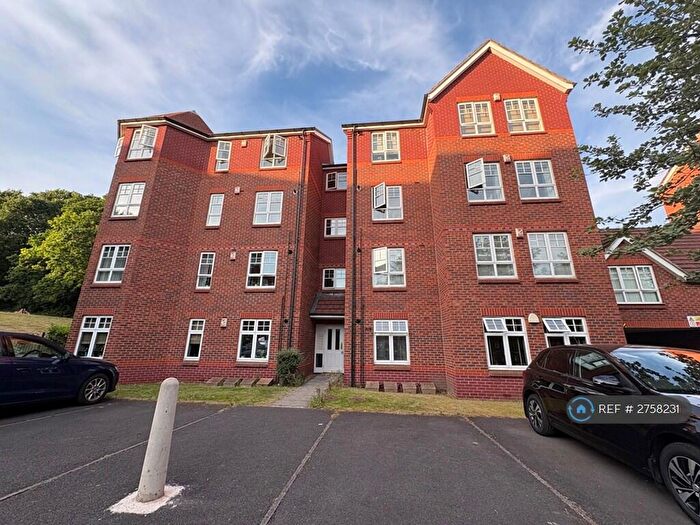 2 Bedroom Flat To Rent In Sheridan Way, Nottingham, NG5