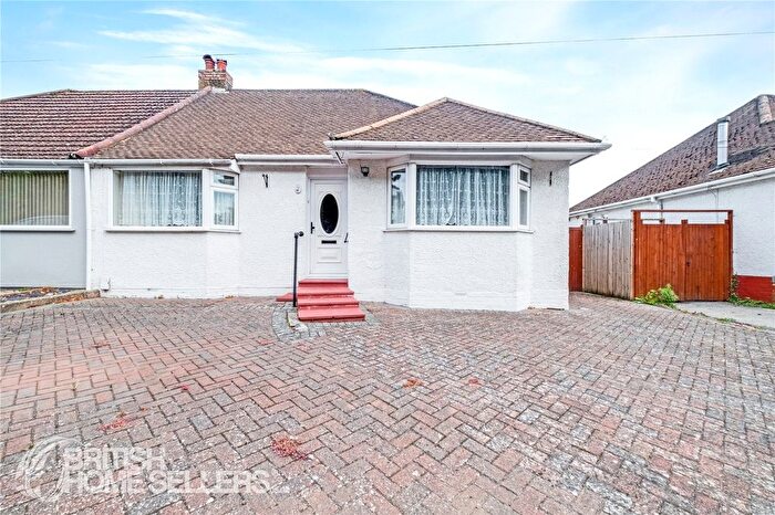 3 Bedroom Bungalow For Sale In Upper Boundstone Lane, Lancing, West Sussex, BN15