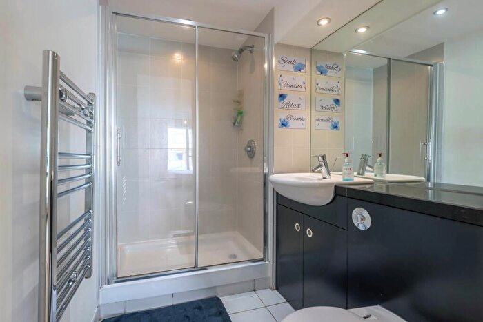 2 Bedroom Apartment To Rent In Placido, Jupiter, Birmingham, B16