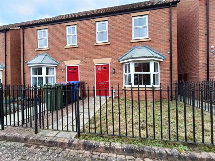 3 Bedroom Semi Detached House To Rent In Lime Walk, Market Rasen, LN8