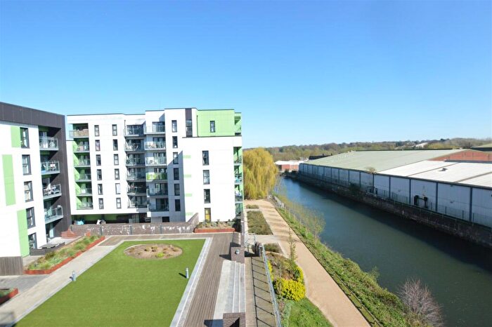 2 Bedroom Apartment For Sale In Geoffrey Watling Way, Norwich, NR1