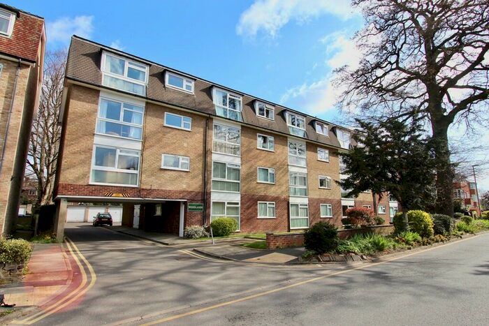 1 Bedroom Apartment To Rent In Surbiton, KT6