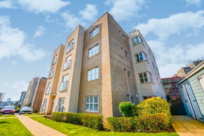 2 Bedroom Flat To Rent In 199 Coxford Road, Southampton, Hampshire SO16