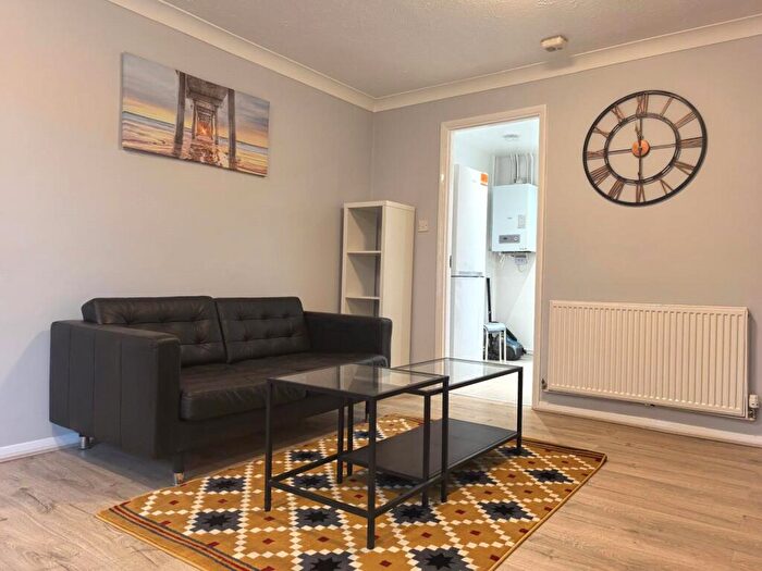 2 Bedroom Terraced House To Rent In Armory Lane, PO1
