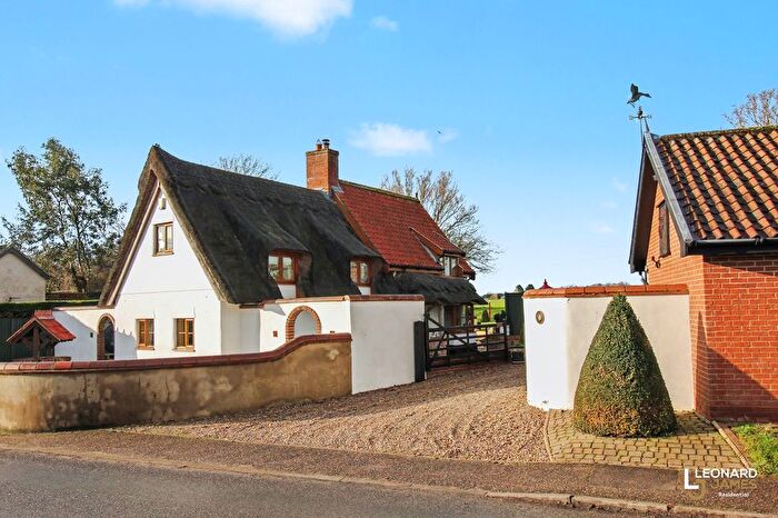 2 Bedroom Detached House For Sale In Cake Street, Old Buckenham, NR17