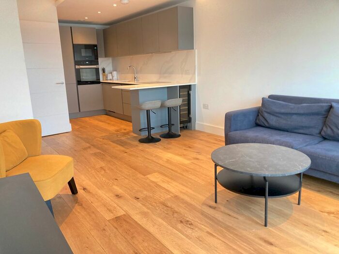 1 Bedroom Flat To Rent In New Horizons Court, Brentford, TW8