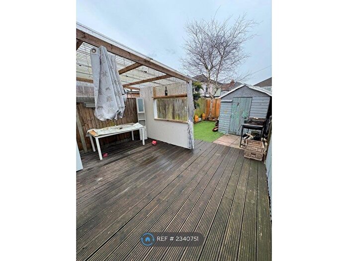 4 Bedroom Terraced House To Rent In Stratton Road, Southampton, SO15