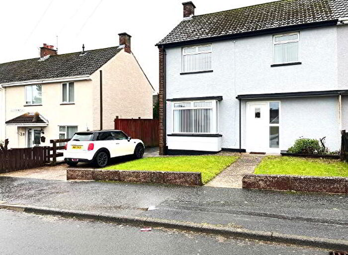 3 Bedroom Semi-Detached House For Sale In Crossreagh Drive, Newtownabbey, BT37