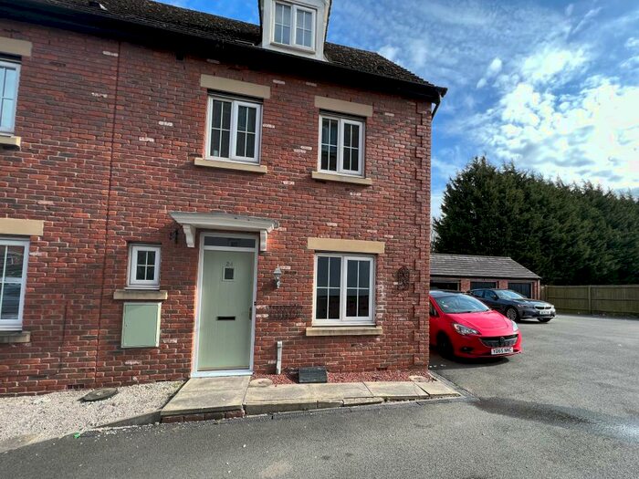 4 Bedroom House To Rent In Regency Walk, Middlewich, CW10