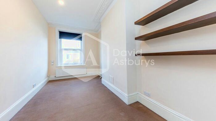 2 Bedroom Flat To Rent In Park Road, Crouch End, London, N8