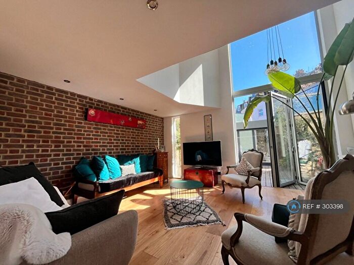 5 Bedroom Terraced House To Rent In Comyn Road, London, SW11