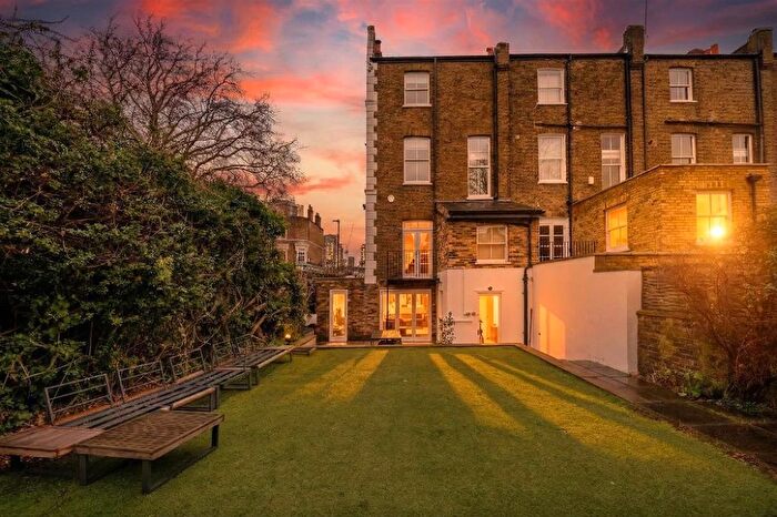 5 Bedroom Property For Sale In Fentiman Road, London, SW8