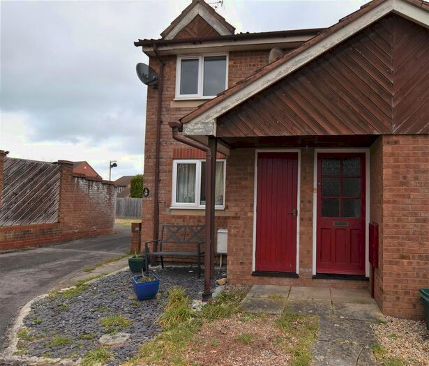 1 Bedroom Flat To Rent In Redding Close, Quedgeley, Gloucester, GL2