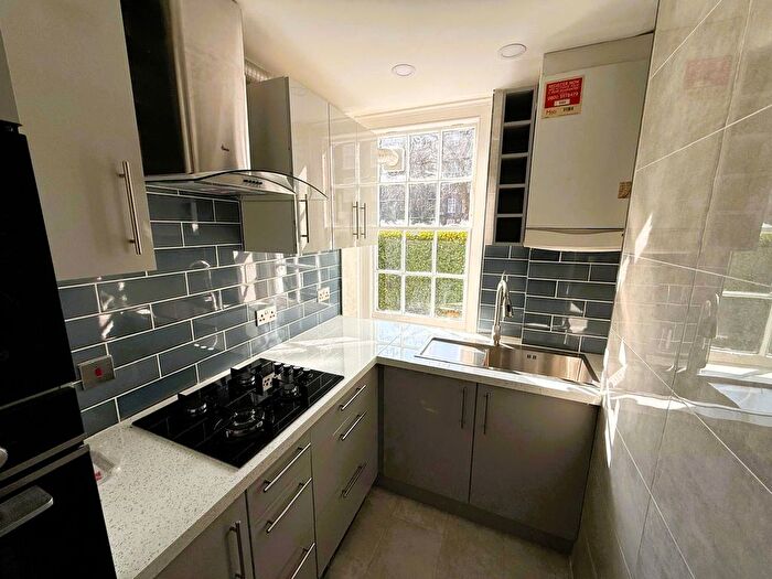 1 Bedroom Flat For Sale In Fisherton Street, London, NW8