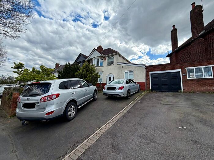 3 Bedroom House To Rent In The Broadway, Dudley, DY1