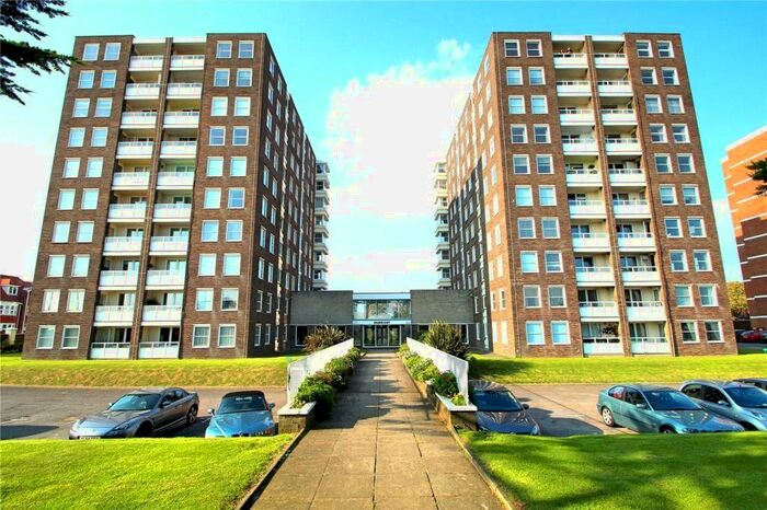 3 Bedroom Apartment To Rent In West Parade, Worthing, BN11