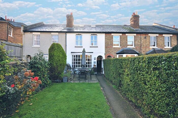 3 Bedroom Terraced House To Rent In Park Square, Esher, Surrey, KT10