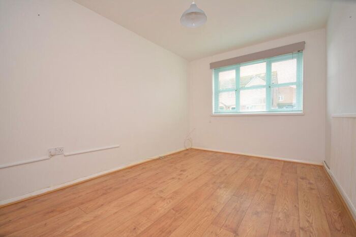 2 Bedroom Detached Bungalow For Sale In Linksfield Road, Westgate-on-sea, CT8