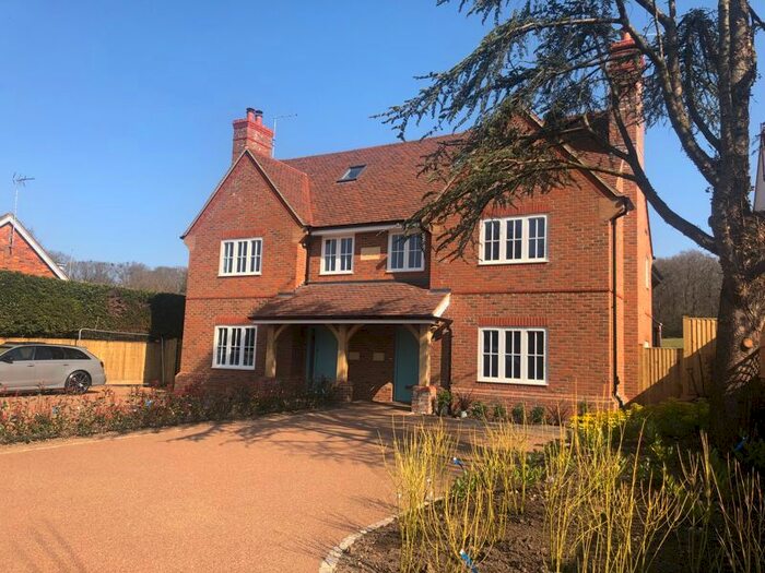 4 Bedroom Semi-Detached House To Rent In Marlow Road, Lane End, High Wycombe, HP14