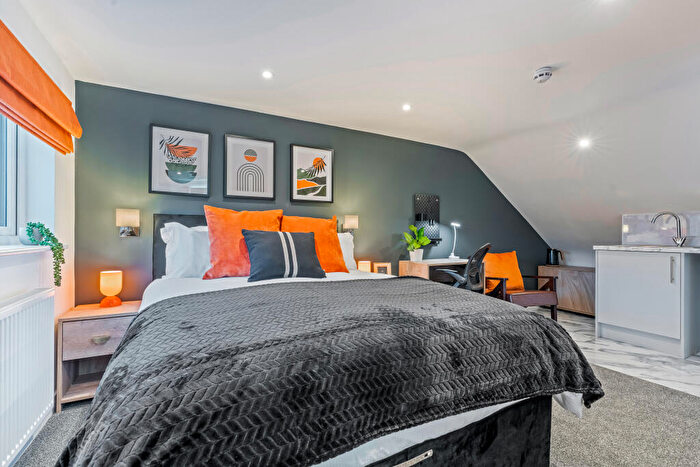 Studio To Rent In Fuller Street, Kettering, Northamptonshire, NN16