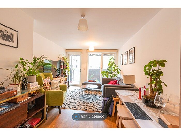 1 Bedroom Flat To Rent In Blackthorn House, London, SE16