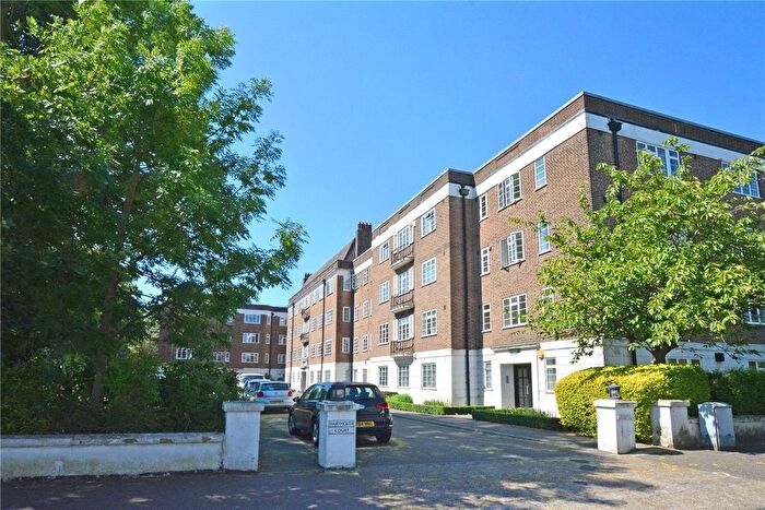 1 Bedroom Flat For Sale In Dartmouth Court, Dartmouth Grove, Greenwich, London, SE10
