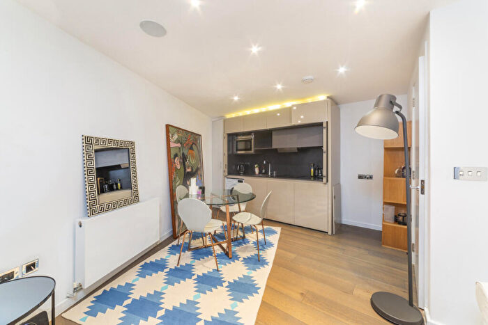 1 Bedroom Flat For Sale In Fortess Road, Kentish Town, NW5