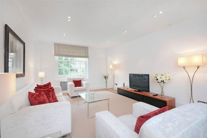 2 Bedroom Flat To Rent In Lowndes Square, London, SW1X