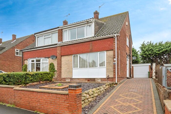 3 Bedroom Semi Detached House For Sale In Endcliffe Avenue, Scunthorpe, DN17