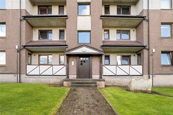 2 Bedroom Flat For Sale In Morrison Drive, Garthdee, Aberdeen, AB10