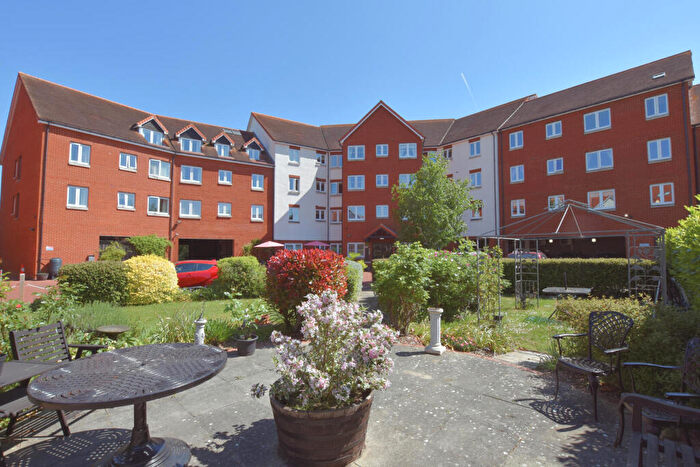 1 Bedroom Retirement Property For Sale In Tylers Ride, South Woodham Ferrers, CM3