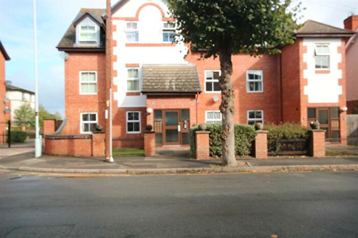 2 Bedroom Flat To Rent In St. Johns, Hinckley, LE10