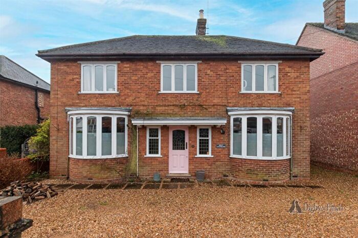 4 Bedroom House For Sale In Victoria Road, Stamford, PE9