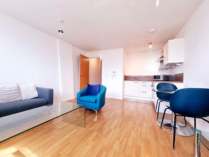 1 Bedroom Apartment To Rent In Mann Island, Liverpool, L3