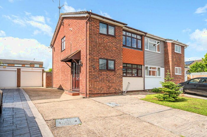 3 Bedroom Semi-Detached House For Sale In Packe Close, Feering, Colchester, CO5