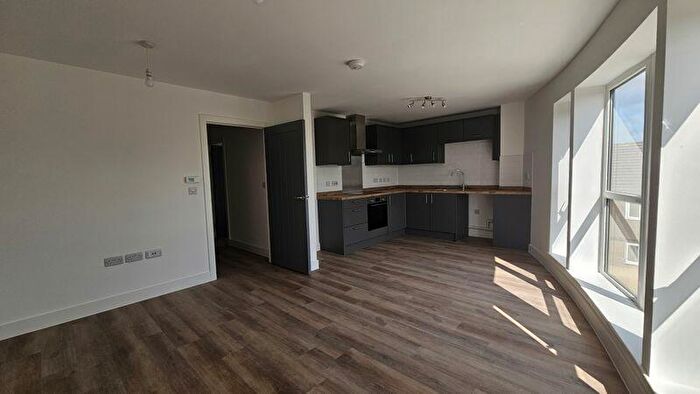 2 Bedroom Flat To Rent In Penkvale Road, Stafford, ST17