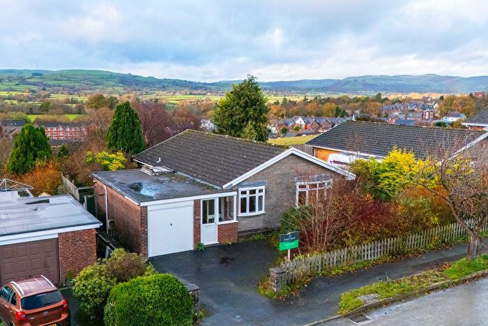 3 Bedroom Detached Bungalow For Sale In Lakeside Avenue, Llandrindod Wells, LD1
